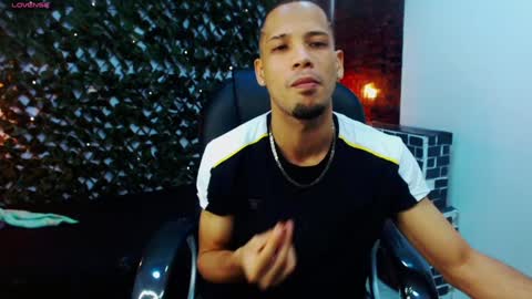 Snapshot of sonicj25_ chatting on 1, 2, 2025 SONIC online show from 1, 2, 2025