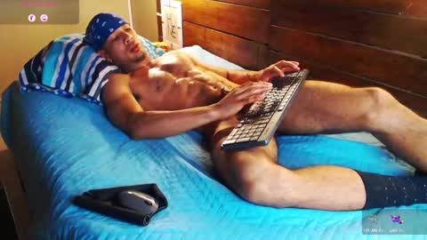 Snapshot of sonicj25_ chatting on 13, 10, 2025 SONIC online show from 13, 10, 2025