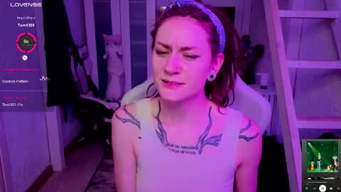 Snapshot of sonicsupergirl chatting on 10, 10, 2025 Rie online show from 10, 10, 2025