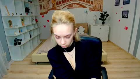 Sonya online show from 7, 4, 2026