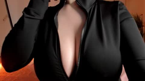 SONIA online show from 26, 11, 2025