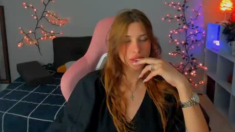 Snapshot of sonyamalish chatting on 19, 7, 2026 Sonya online show from 19, 7, 2026