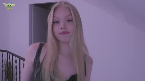 Snapshot of sonyaplush chatting on 24, 12, 2024 Sonya Instagram Twitter sonyaplushgirl OnlyFans sonyaplush online show from 24, 12, 2024