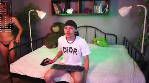 sophi_and_dereck online show from 26, 5, 2026