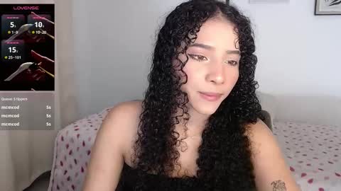 Snapshot of sophi_baby chatting on 28, 10, 2025 Sophi baby online show from 28, 10, 2025