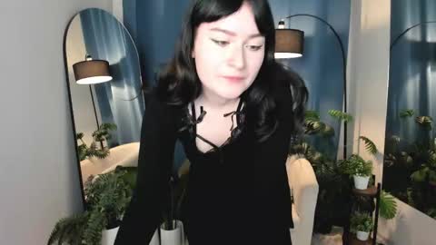 Sophi online show from 2, 12, 2025