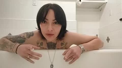 Snapshot of sophia1lux chatting on 12, 10, 2025 sophia1lux online show from 12, 10, 2025