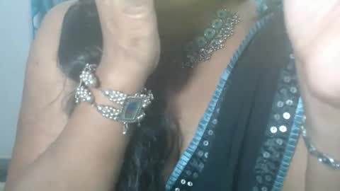 Snapshot of sophia_indian chatting on 18, 5, 2026 Sophia Tamil online show from 18, 5, 2026