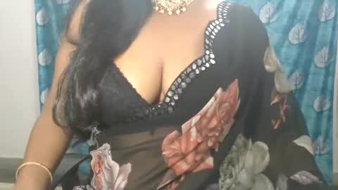 Snapshot of sophia_indian chatting on 2, 6, 2026 Sophia Tamil online show from 2, 6, 2026
