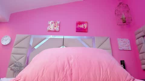 Sophia  online show from 20, 2, 2026