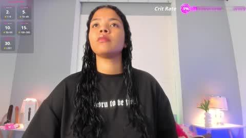 Snapshot of sophia_stonne chatting on 8, 11, 2025 S O P H I A online show from 8, 11, 2025