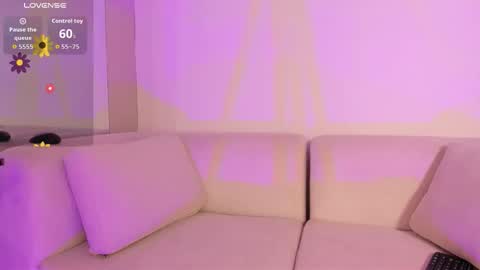 Snapshot of sophia_walkett chatting on 26, 2, 2026 Michelle online show from 26, 2, 2026