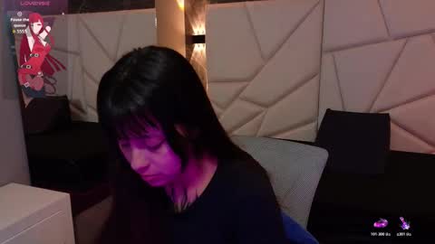 Sophi  online show from 4, 11, 2025