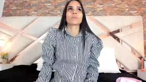 Snapshot of sophiaa_paris chatting on 10, 9, 2025 Sophia Paris online show from 10, 9, 2025