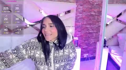 Snapshot of sophiaa_paris chatting on 19, 10, 2025 Sophia Paris online show from 19, 10, 2025