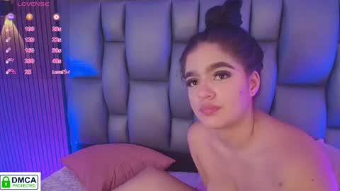 Snapshot of sophiaa_taylor_ chatting on 7, 7, 2026 online show from 7, 7, 2026