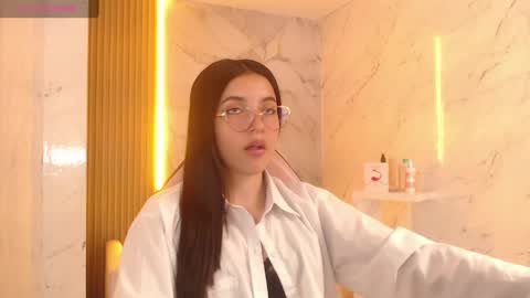 Snapshot of sophiadoll_tf chatting on 7, 5, 2026 sophiadoll_tf online show from 7, 5, 2026