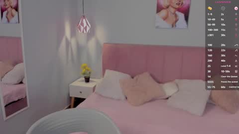 Snapshot of sophie_alice chatting on 8, 3, 2025 Alice online show from 8, 3, 2025