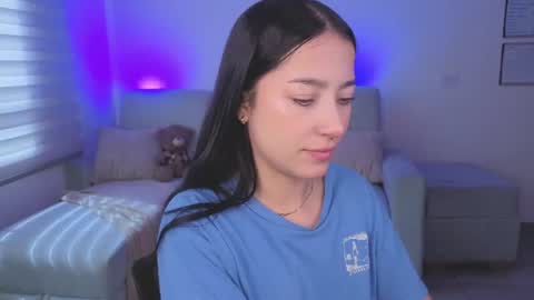 Sophie  online show from 10, 6, 2026