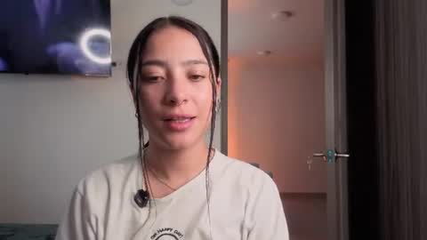 Snapshot of sophie_bbs chatting on 22, 7, 2026 Sophie online show from 22, 7, 2026