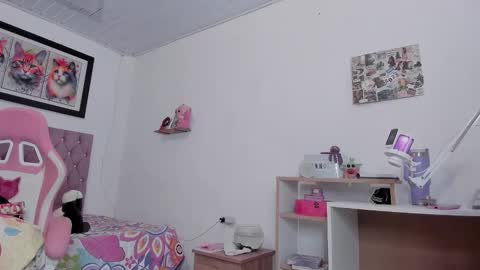 Snapshot of sophie_dolly_ chatting on 8, 1, 2026 sophie doll online show from 8, 1, 2026