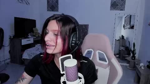 sophie doll online show from 22, 4, 2026