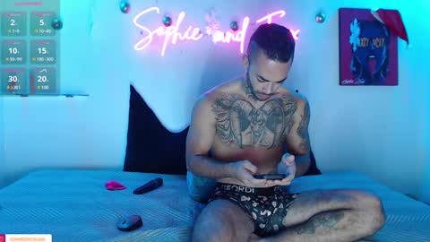 SOPHIE - FOXX online show from 19, 12, 2024