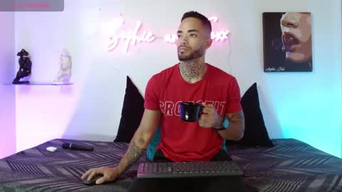 Snapshot of sophie_foxx chatting on 21, 4, 2026 SOPHIE - FOXX online show from 21, 4, 2026