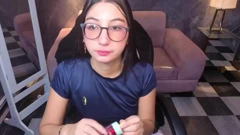 sophie_jones_b online show from 4, 6, 2026
