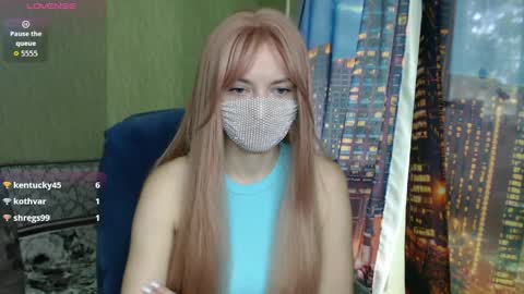 Snapshot of sophieblackwood chatting on 22, 5, 2026 Sophie online show from 22, 5, 2026
