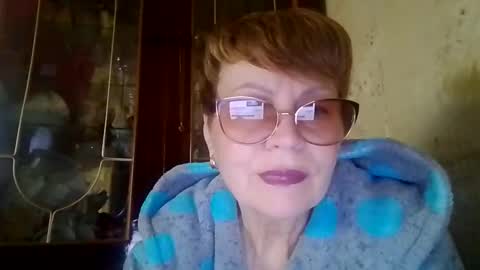 SophieBurnsX online show from 20, 4, 2026