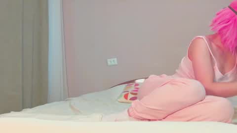 Snapshot of sophiechan69 chatting on 5, 4, 2026 ShopieChan69 online show from 5, 4, 2026