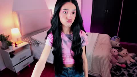 Snapshot of sophiecornett chatting on 22, 1, 2025    online show from 22, 1, 2025