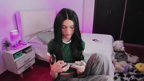 Snapshot of sophiecornett chatting on 14, 9, 2025    online show from 14, 9, 2025