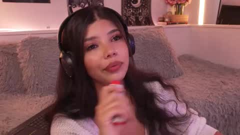 Sophiee  online show from 8, 2, 2026