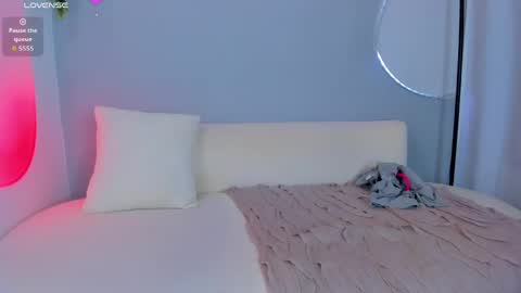 Snapshot of sophiee_s chatting on 30, 4, 2026 Sophie online show from 30, 4, 2026