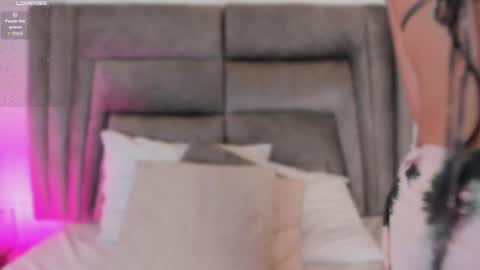 Sophie  online show from 16, 5, 2026