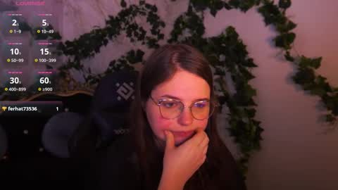 Snapshot of sophieedreams chatting on 12, 11, 2025 sophieedreams online show from 12, 11, 2025