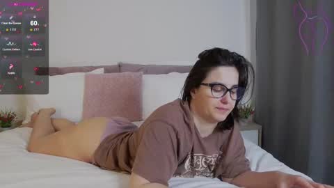 Sophie Rain online show from 12, 2, 2025