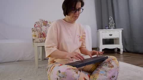 Snapshot of sophieerain chatting on 12, 1, 2026 Sophie Rain online show from 12, 1, 2026