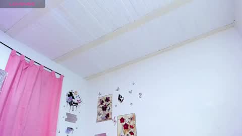 Sophie Woods  online show from 18, 12, 2024