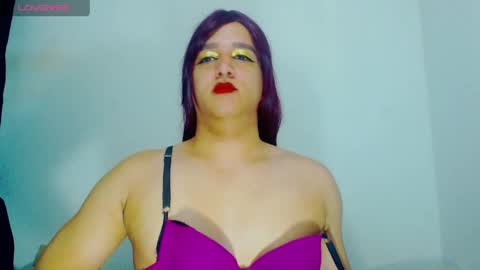 Snapshot of sophiehillsxo chatting on 11, 5, 2026 sophiehillsxo online show from 11, 5, 2026