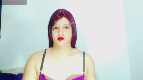 Snapshot of sophiehillsxo chatting on 23, 5, 2026 sophiehillsxo online show from 23, 5, 2026