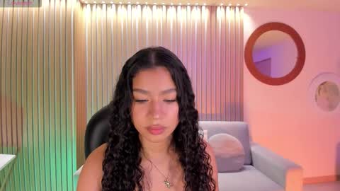 Sophie Houston online show from 11, 10, 2025