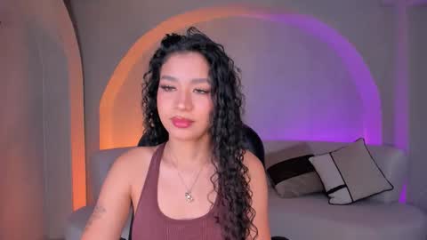 Sophie Houston online show from 24, 10, 2025