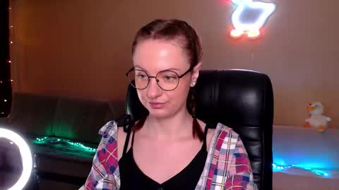 Snapshot of sophieleroux chatting on 20, 2, 2026 sophieleroux online show from 20, 2, 2026