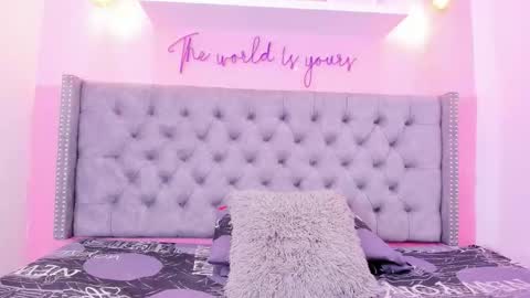 Sophii  online show from 4, 2, 2026