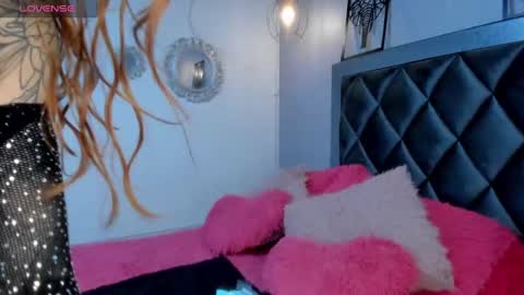 Snapshot of sophiia_gomezz_ chatting on 19, 12, 2024 sophi online show from 19, 12, 2024