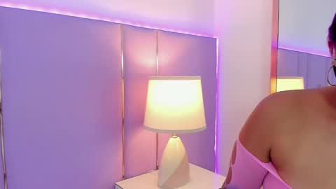 Sophy online show from 7, 10, 2025