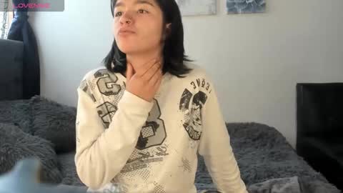 SORAYALANNE online show from 14, 11, 2025